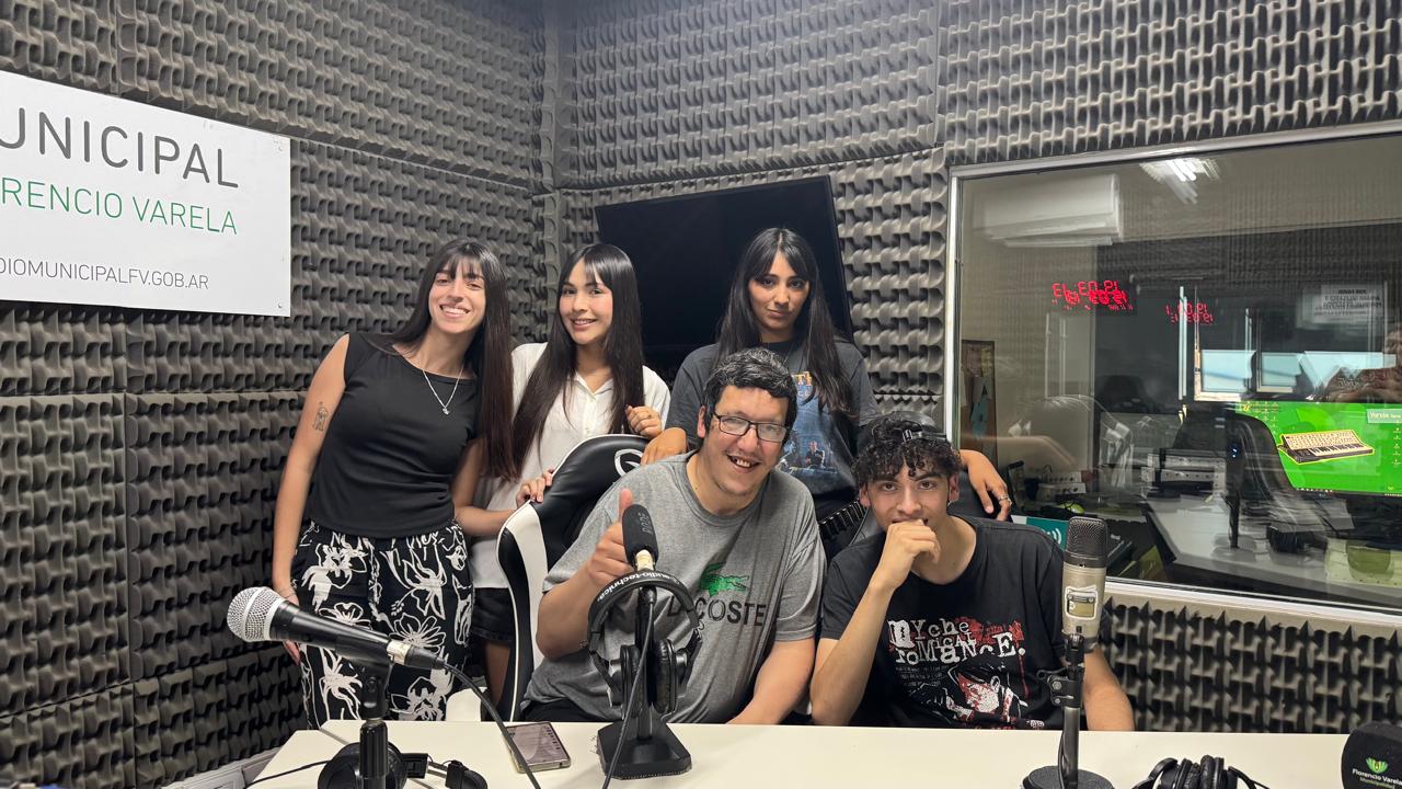 Prácticas de radio UNLP: "Una vez más" Programa completo 13/11/25